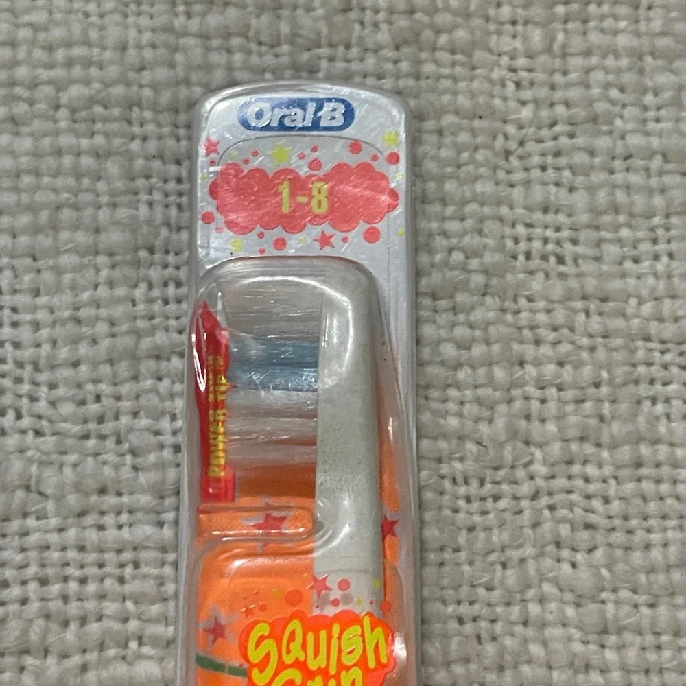 Oral-B Squish Grip Kids Toothbrush Ages 1-8 Pink Orange Vintage Made in Ireland